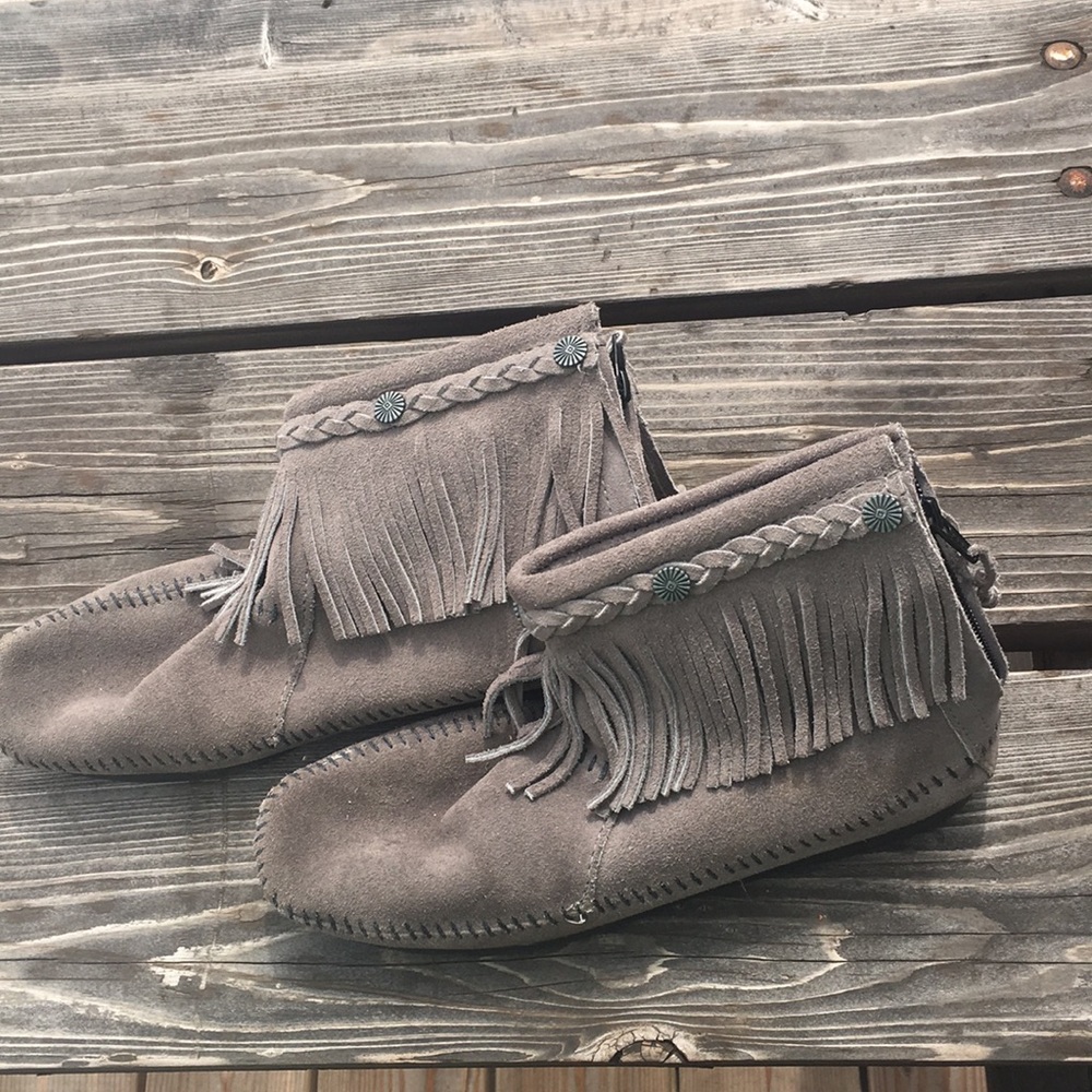 Fringe Minnetonka Moccasins